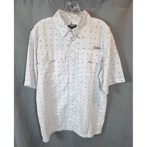 Habit Shirt Men's Med White Fishing AOP Red Fish Blue Stars Vented Back